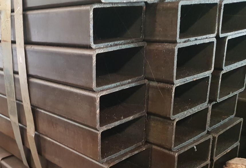 Click để xem hình đầy đủ THÉP HỘP CHỮ NHẬT 80X120 DÀY 2.5MM/3MM/ 4MM/ 5MM/ 6MM/8MM/10MM